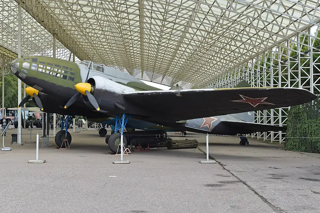 Il-4 Bob
