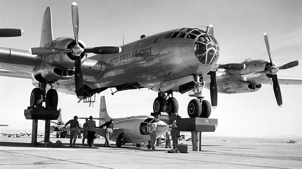 Research plane Bell X-1 number 3 being mated with the B-50 Superfortress motherplane November 1951