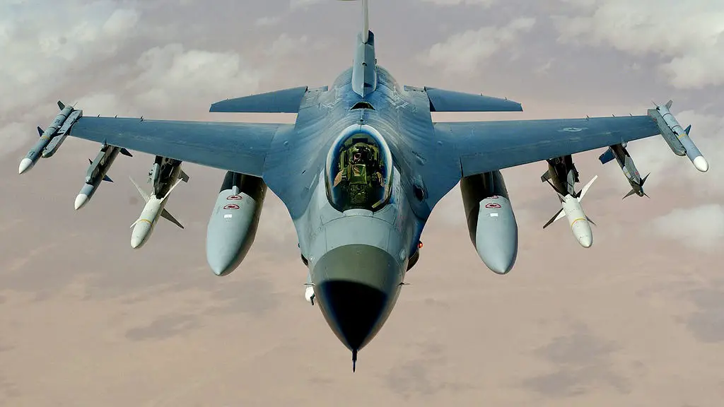 F-16 Fighting Falcon