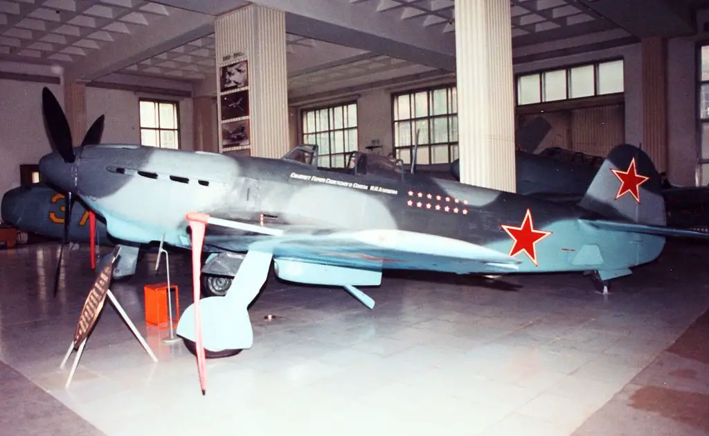 Yak-9