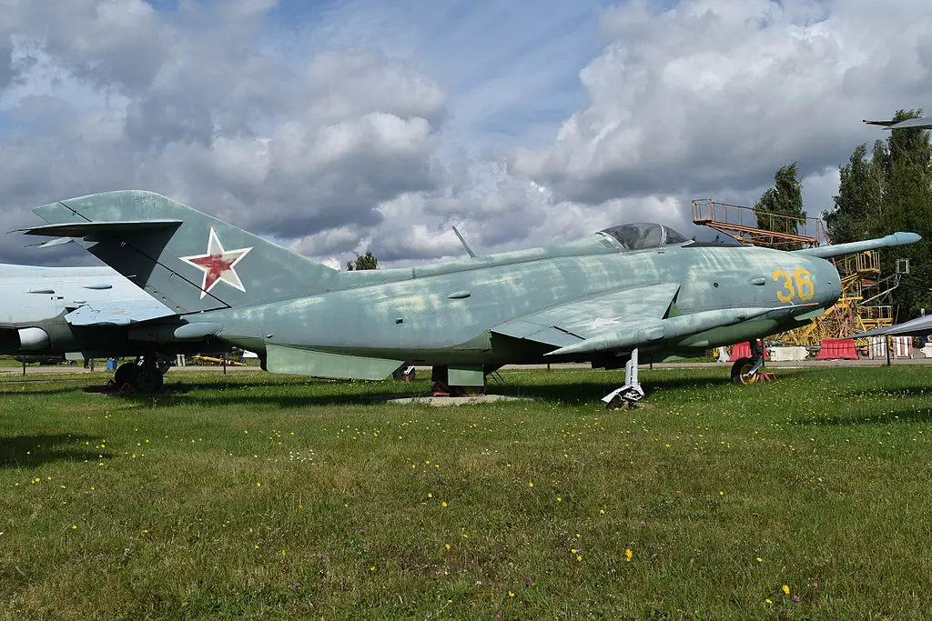 Yak-36 Freehand