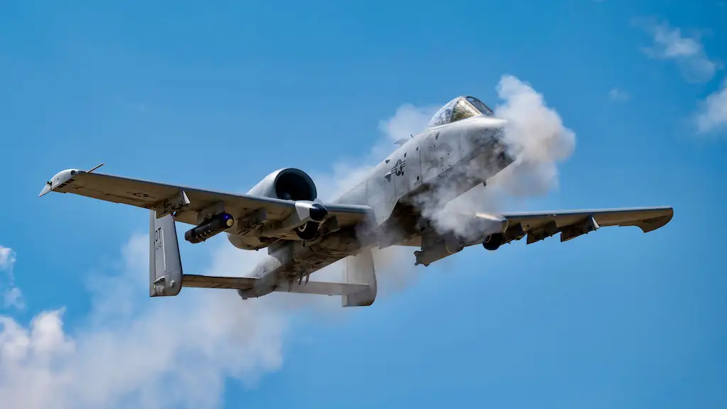 A-10 Warthog THUNDERBOLT II