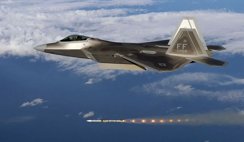 F-22 versus F-35