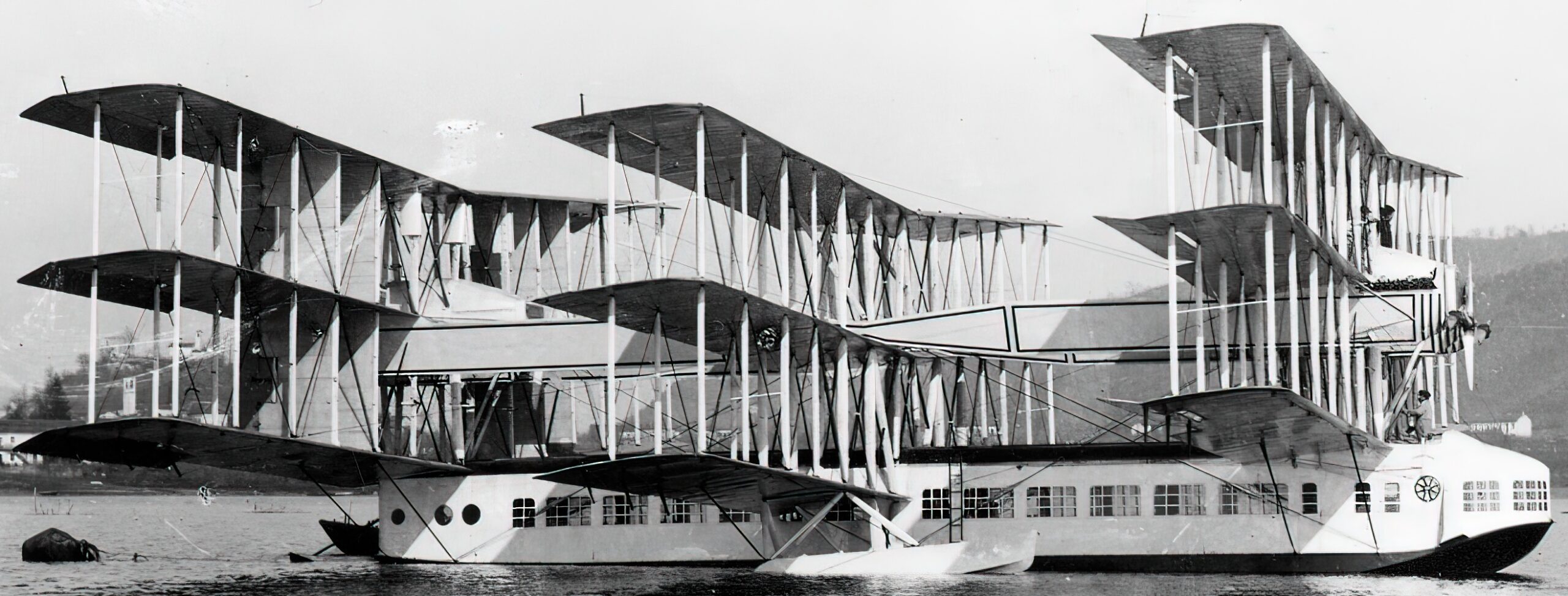 Caproni Ca.60 Transaereo triple-triplane flying boat