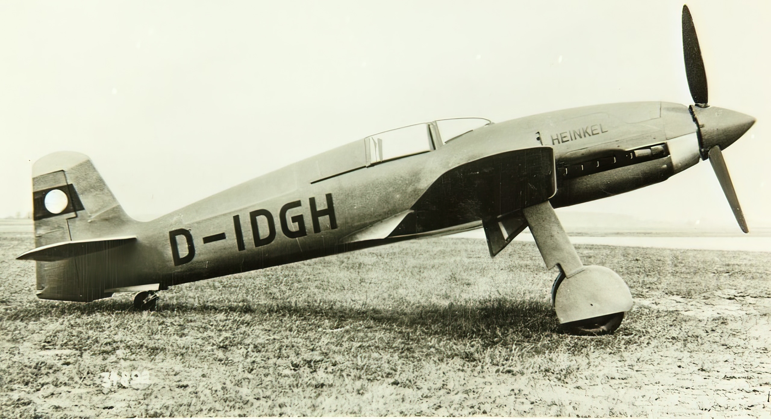 Heinkel He 100