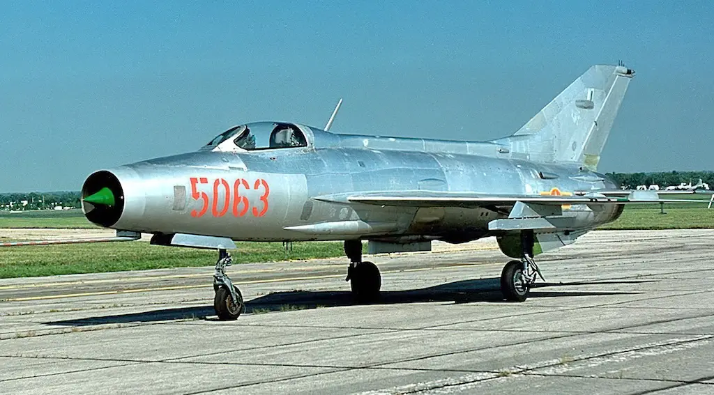 Mikoyan-Gurevich MiG-21PF "Fishbed"