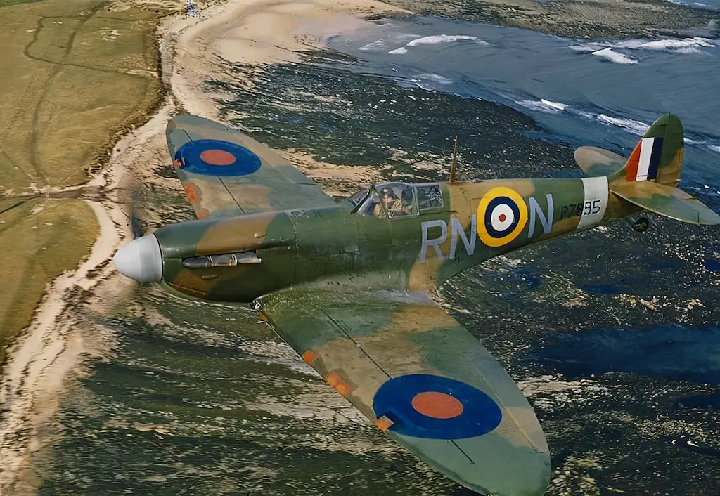 Supermarine Spitfire in disruptively patterned RAF 'Sand and Spinach' upper surface camouflage, 1941