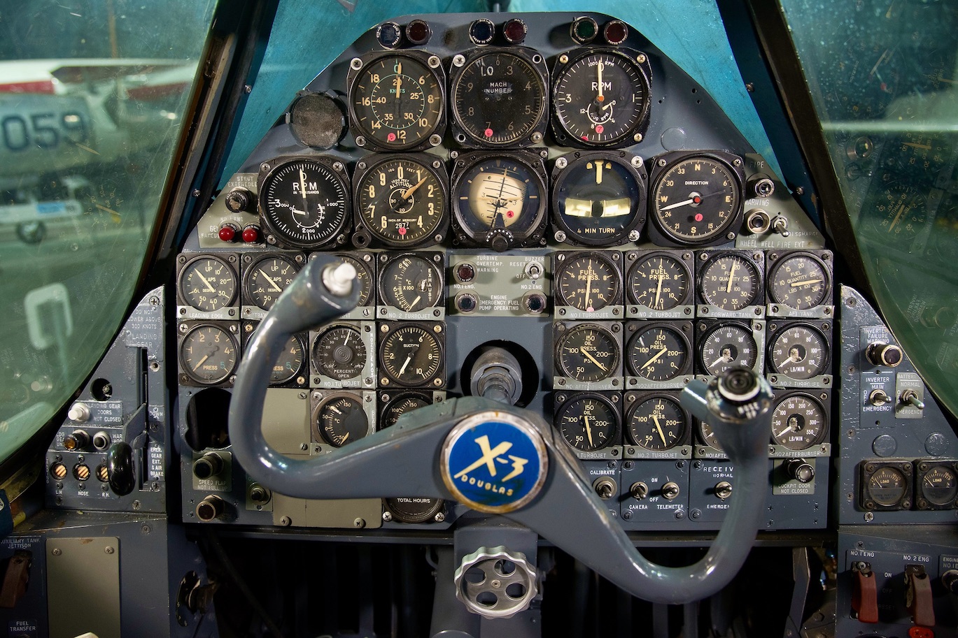 Douglas X-3 Stiletto cockpit