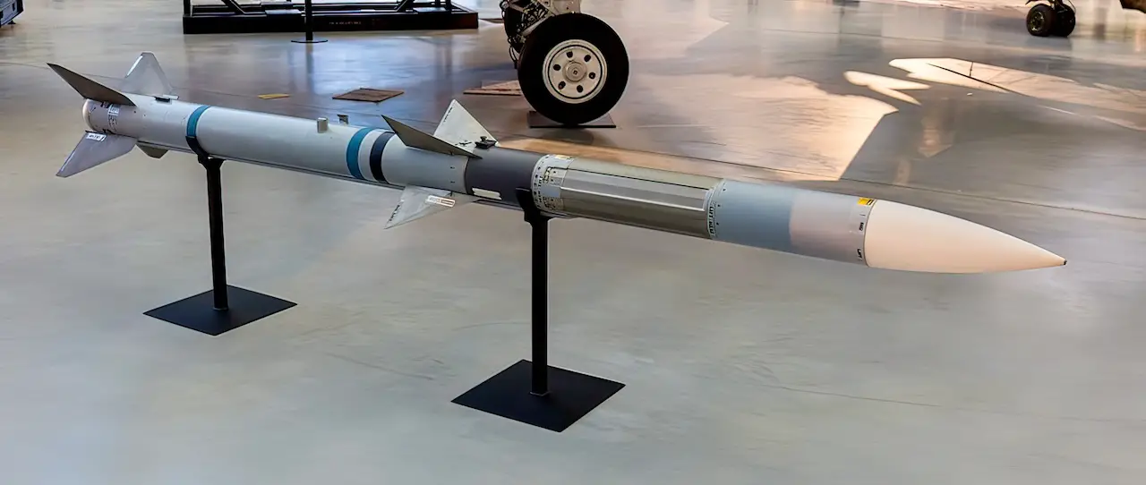 AIM-120 AMRAAM