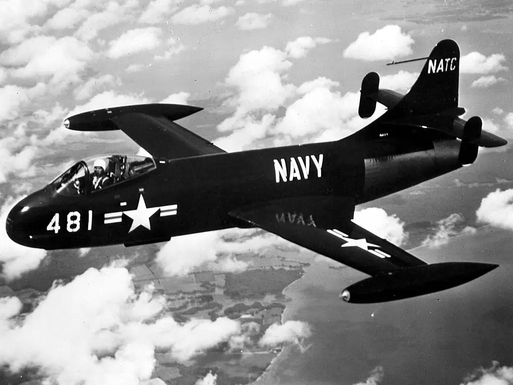 F6U-1 Pirate