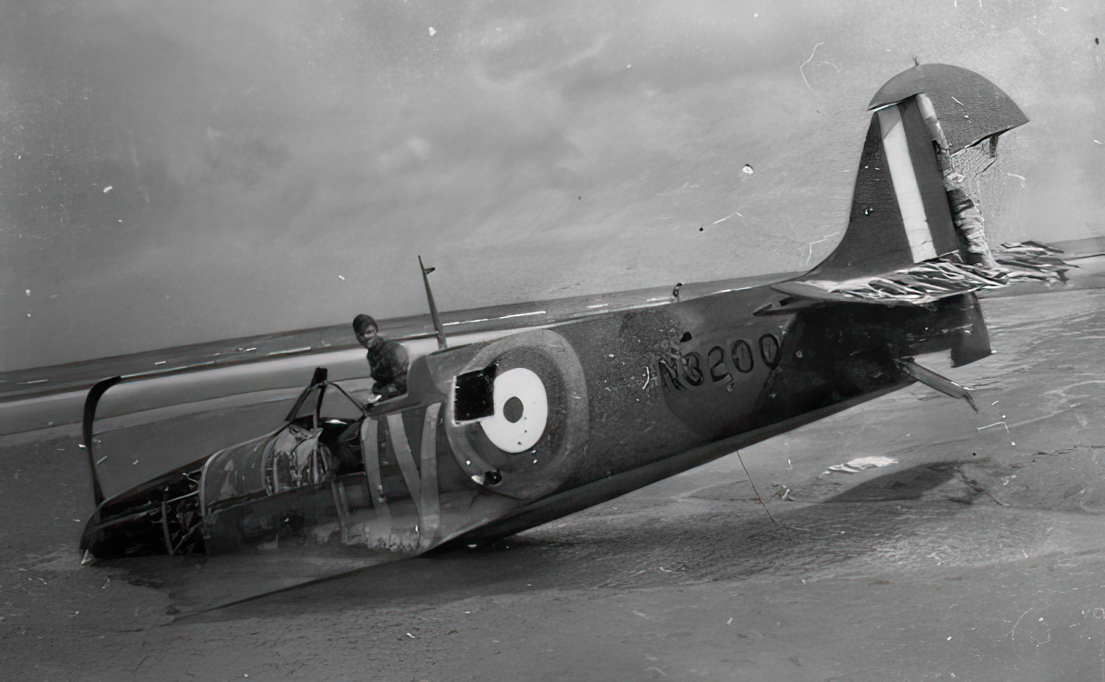 Spitfire MkIa QV N3200 WW2