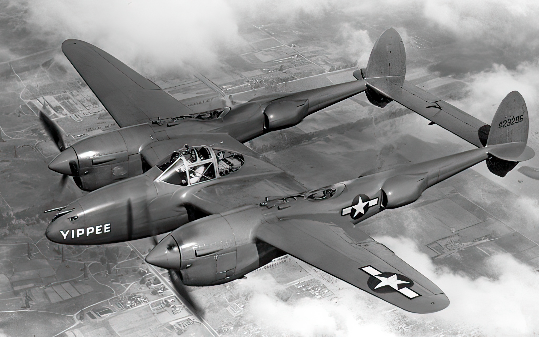 Lockheed P-38J-20-LO Lightning airplane "Yippee"