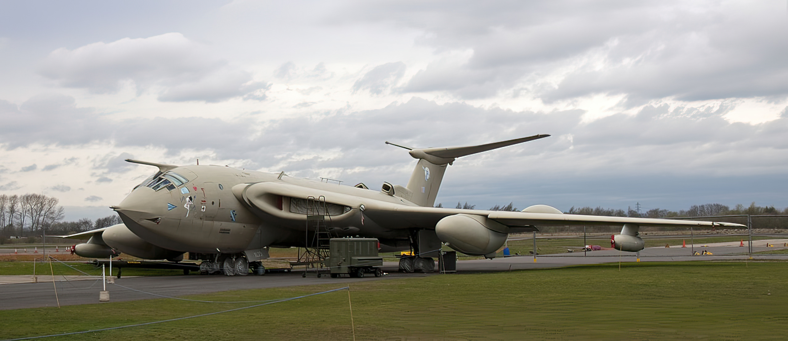 Handley Page HP-80 Victor K2 cold war