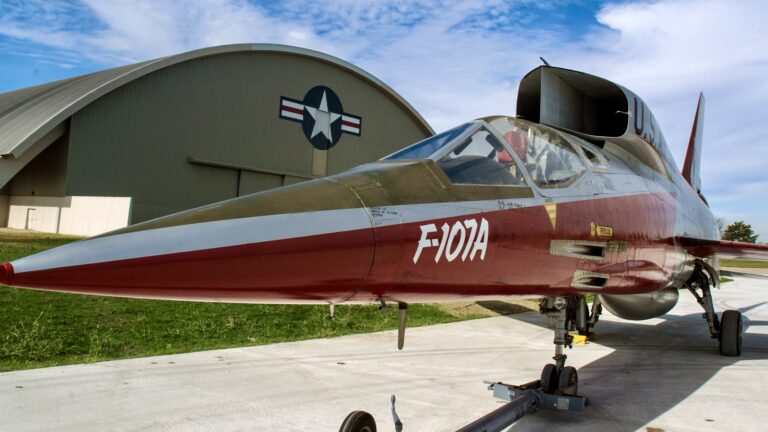 North American F-107: The Super Sabre - Jets ’n’ Props