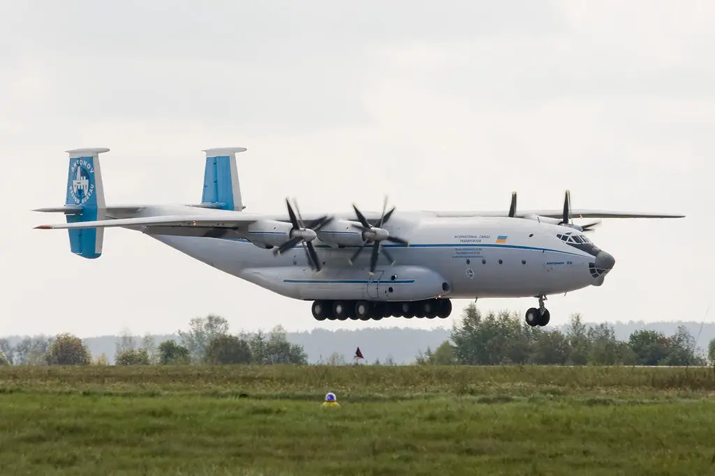 An-22 Cock