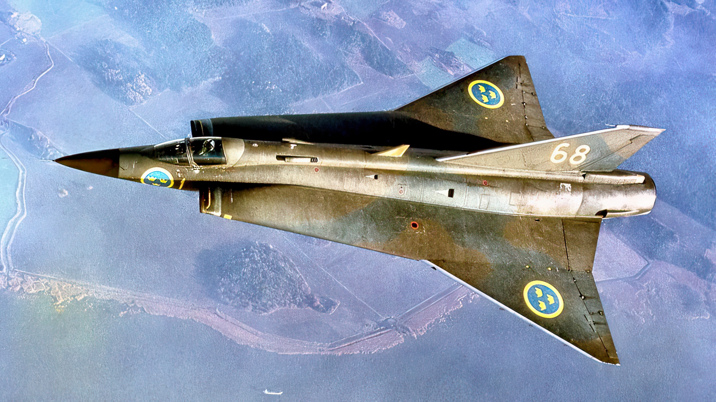 Swedish fighter aircraft of the type Saab 35 Draken (J 35F-2)