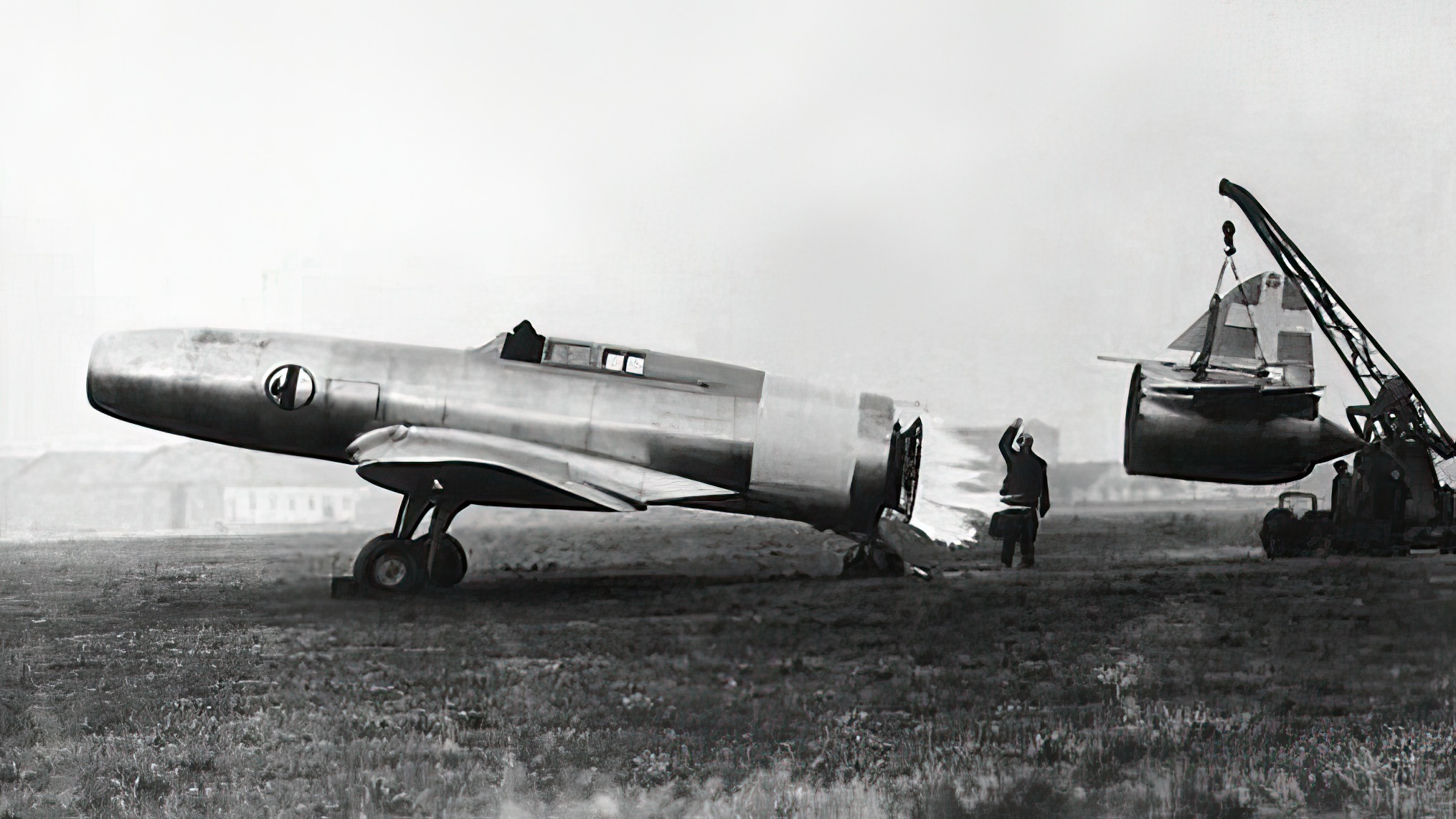 The C.C.2 during a ground test, with the tail section removed. Note the lit burner within the airflow from the compressor