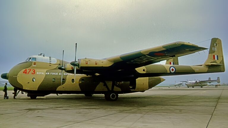 Armstrong Whitworth AW.660 Argosy: The 'Whistling Wheelbarrow' - Jets ...