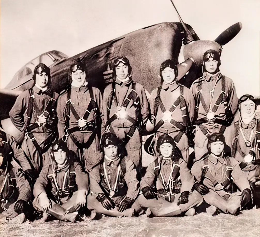 pilots of a Shimbu unit with their Nakajima Ki-84