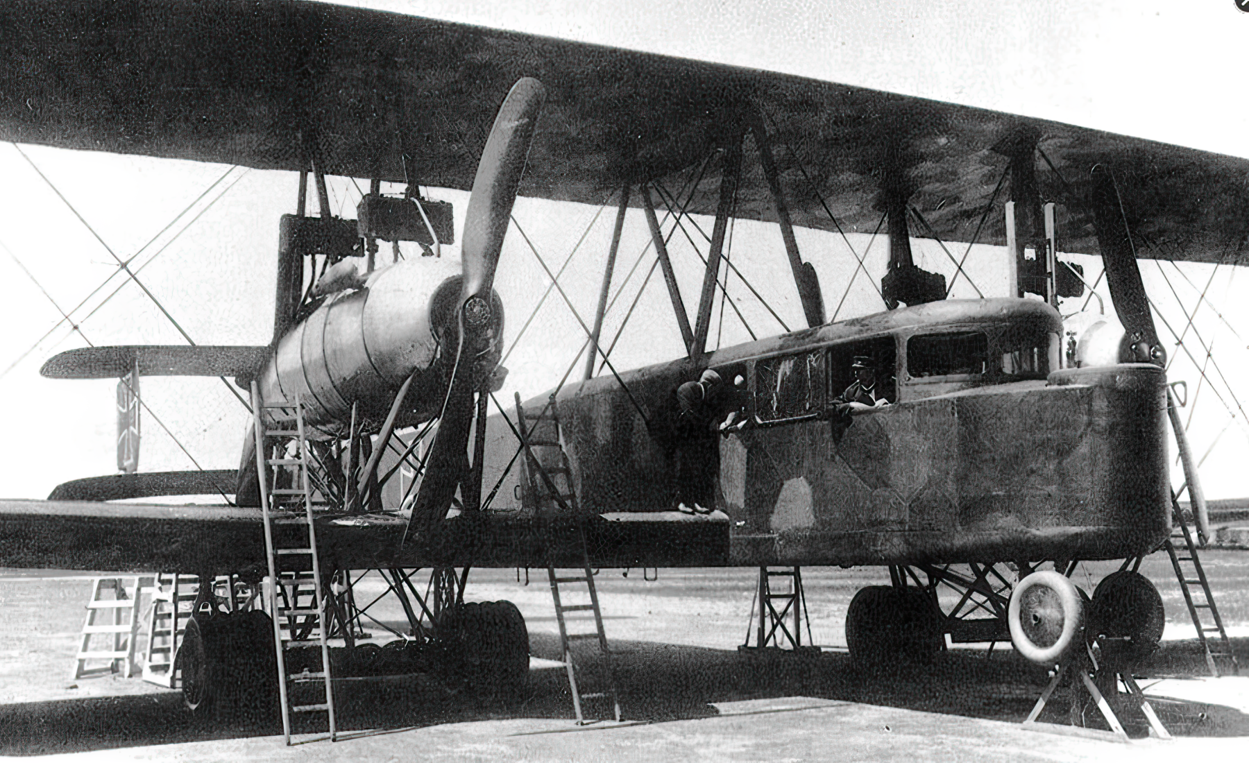 Zeppelin Pl Zeppelin Aircraft Found in Poland A Century After It Crashed - Jets ’n ...