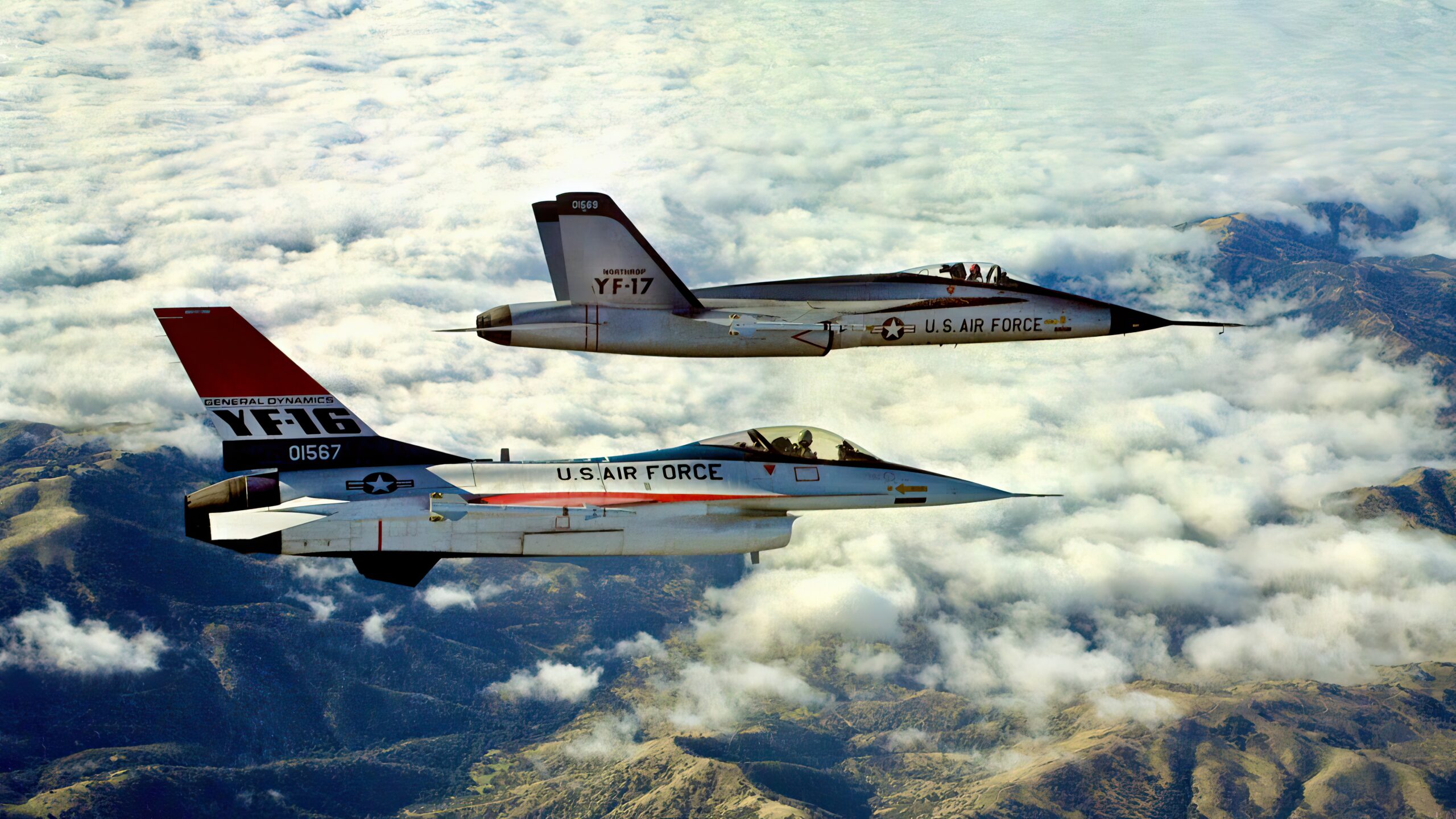 YF-16 aircraft and a YF-17 aircraft