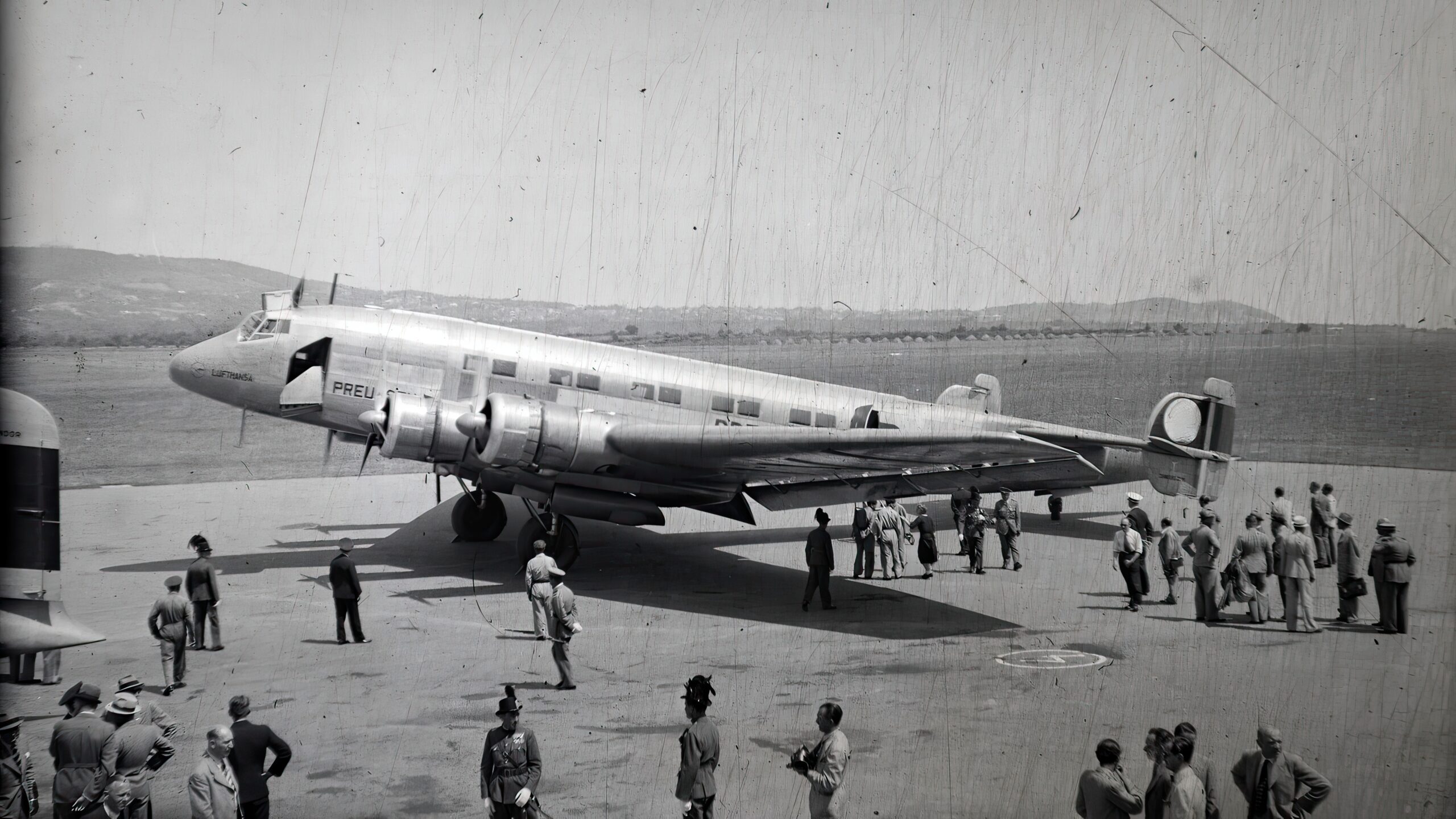 Junkers Ju 90 V2 with Lufthansa registration D-AIVI, Budaörs Airport, July 1938