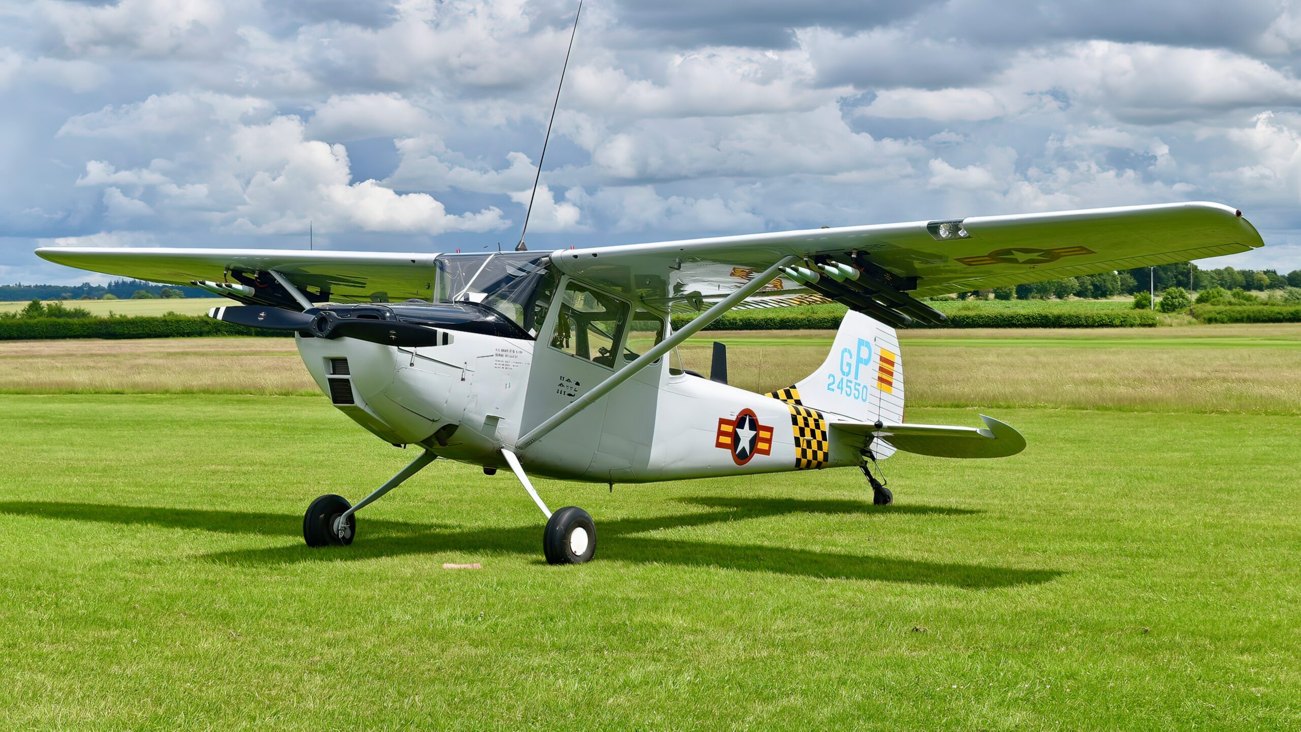 Cessna O-1E Bird dog ‘24550 GP’