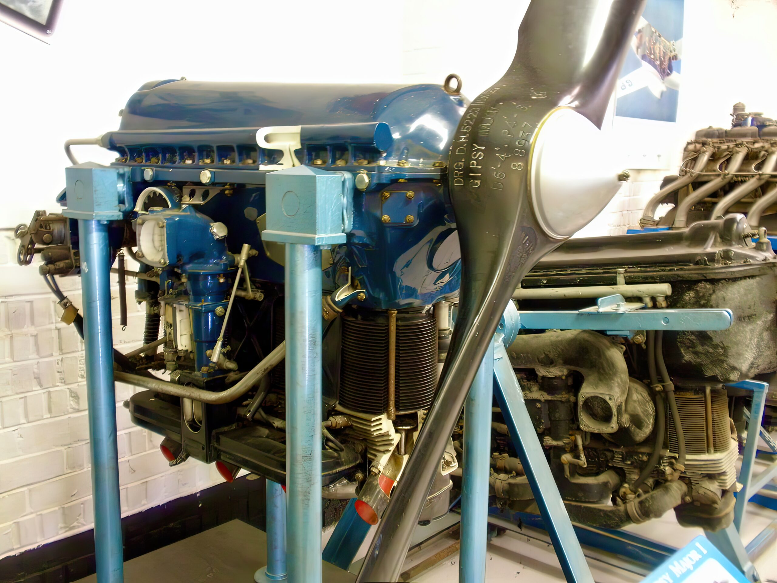 Gipsy Major engine