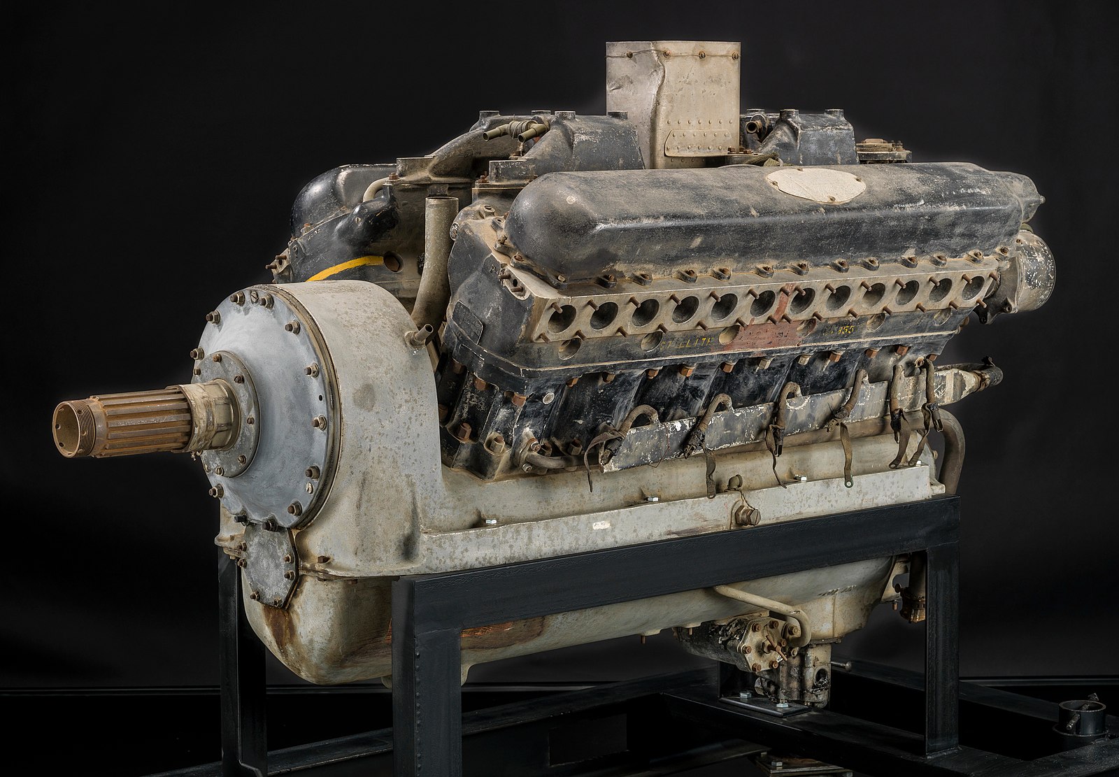 Curtiss Conqueror V-1570-53 (G1V-1570-F) V-12 engine