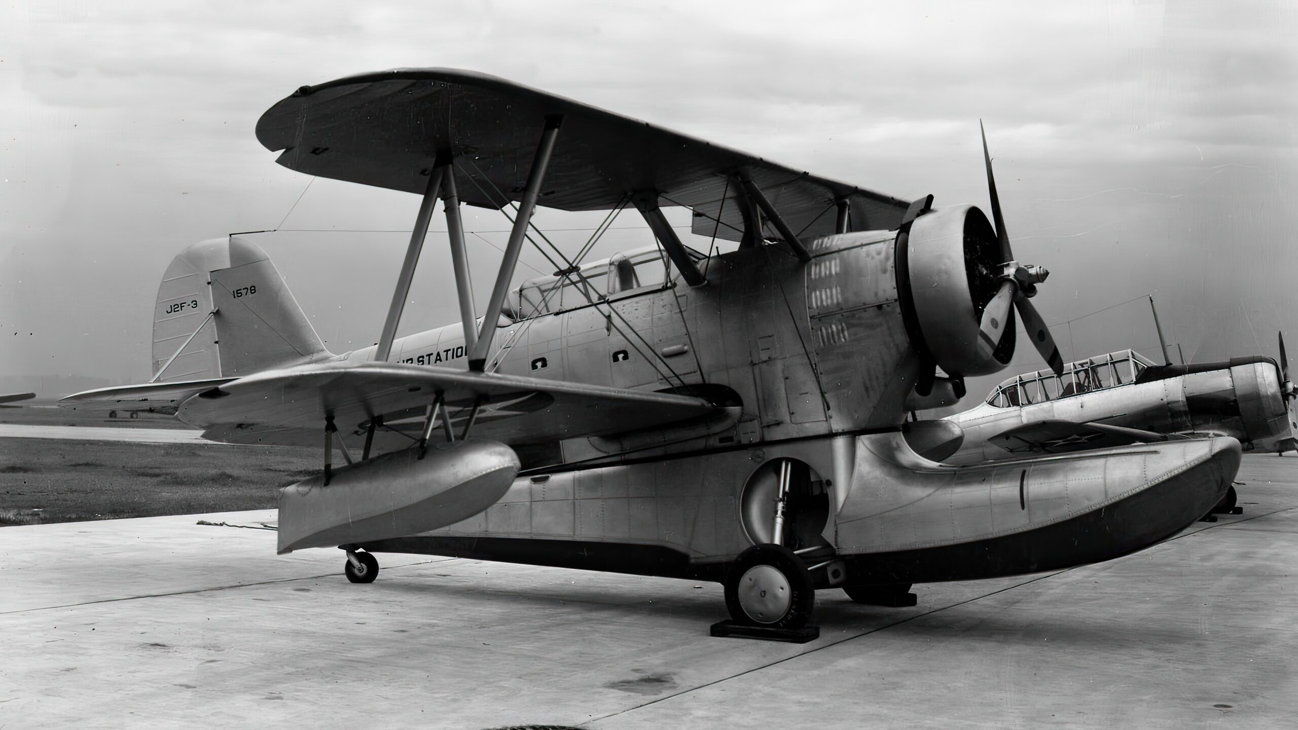 The first aircraft assigned to Naval Air Station Jacksonville, Florida (USA), was this Grumman J2F-3 Duck (BuNo 1578), which arrived on 16 January 1940