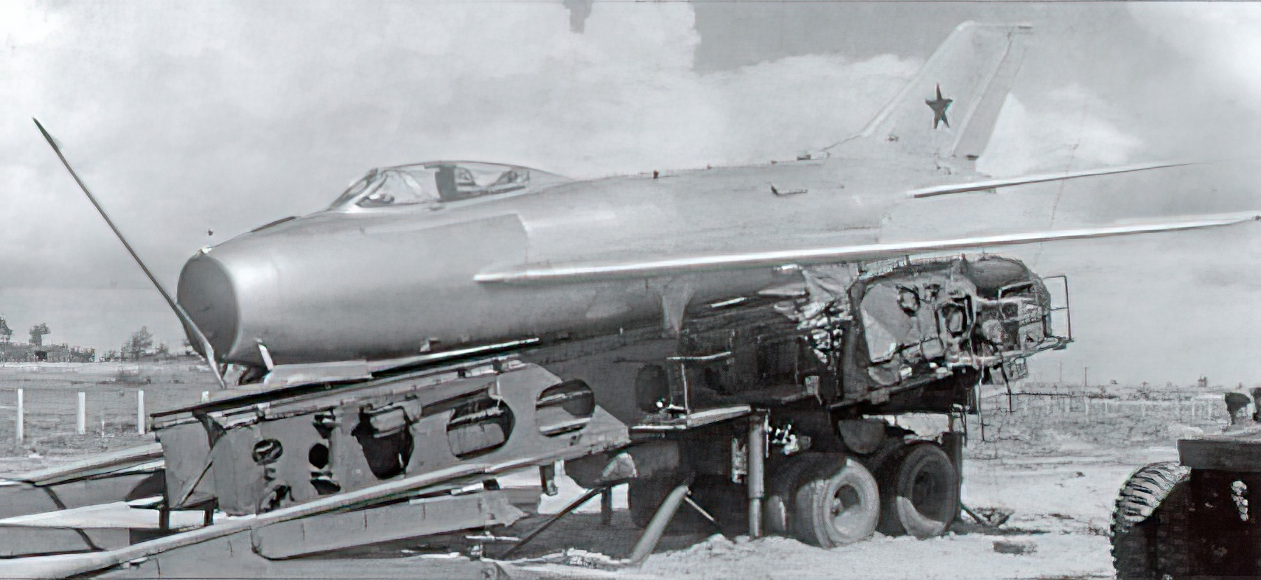 MiG 19 (SM-30) Interceptor