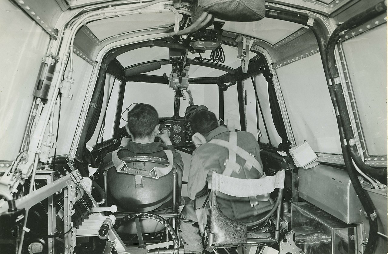 Dornier Do 215 cockpit