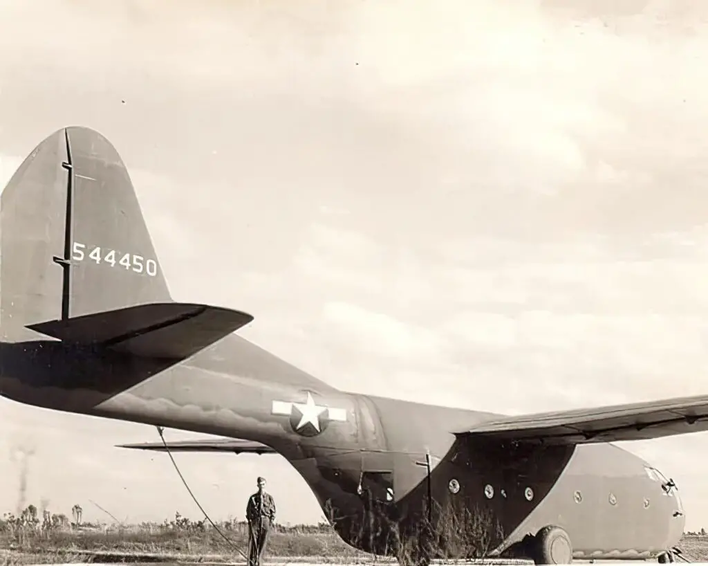 Glider Revolution of WWII The Story of the LaisterKauffman CG10 Jets ’n’ Props