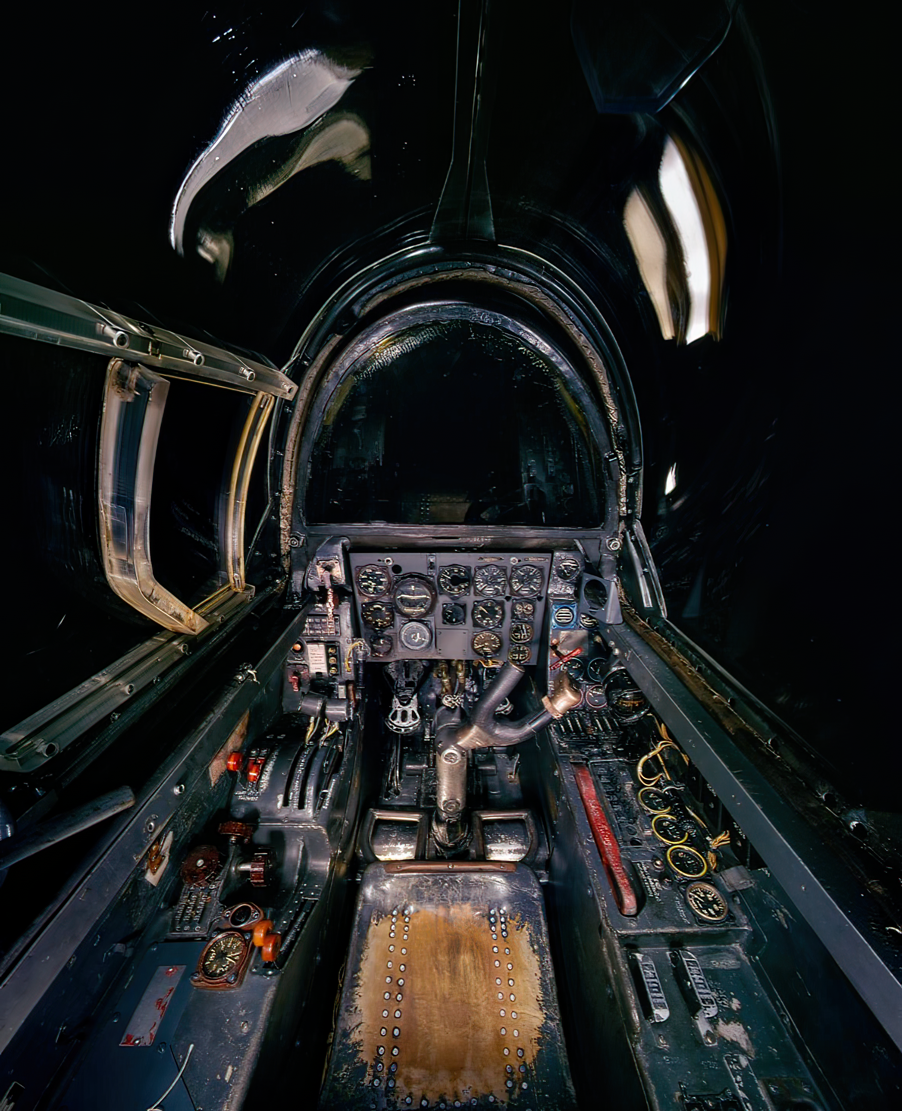 He 219 cockpit