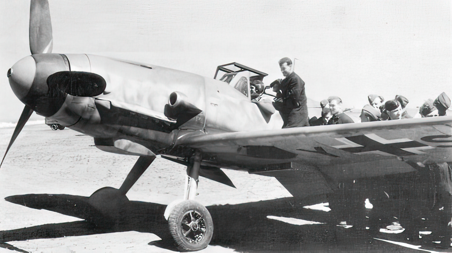 Gunther Rall being Recieved after a flight Bf109 G4