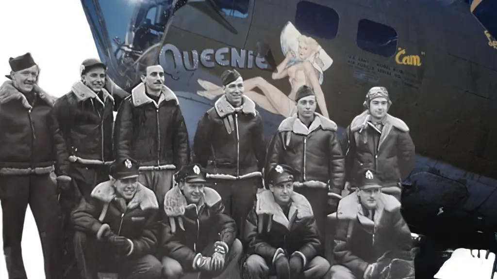 B-17 Queenie crew