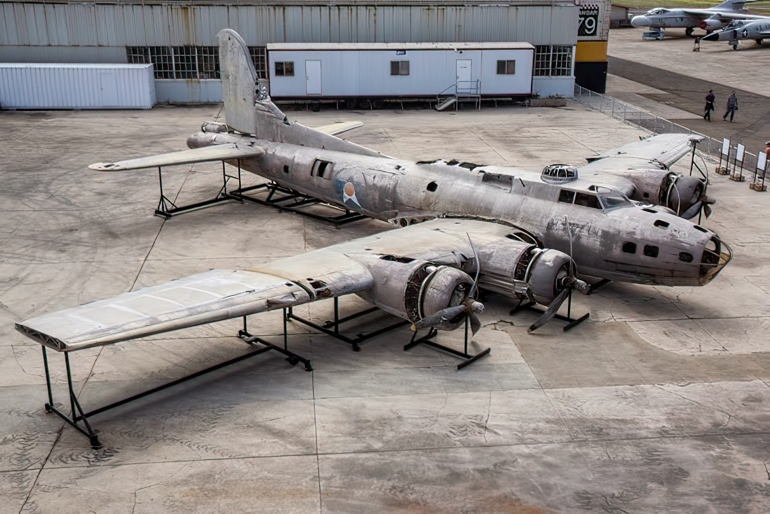 B-17 Swamp Ghost