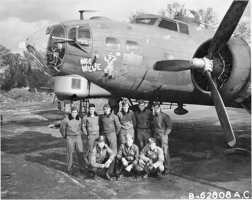 Combat crew of the Boeing B-17G Flying Fortress Wee Willie. (Photo Credit: Al_Skiff / Fold3 / American Air Museum