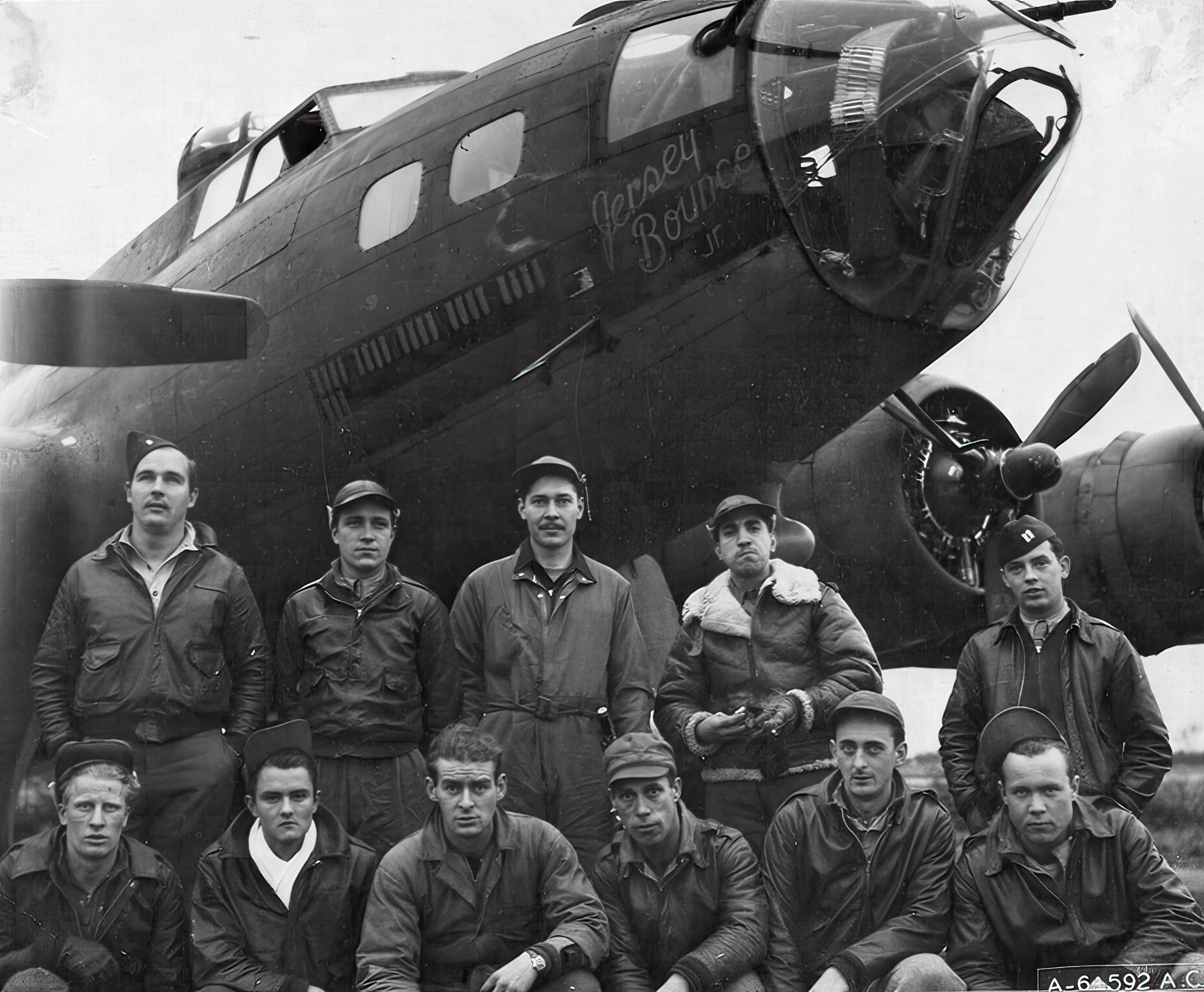 B-17 crew of the Jersey Bounce