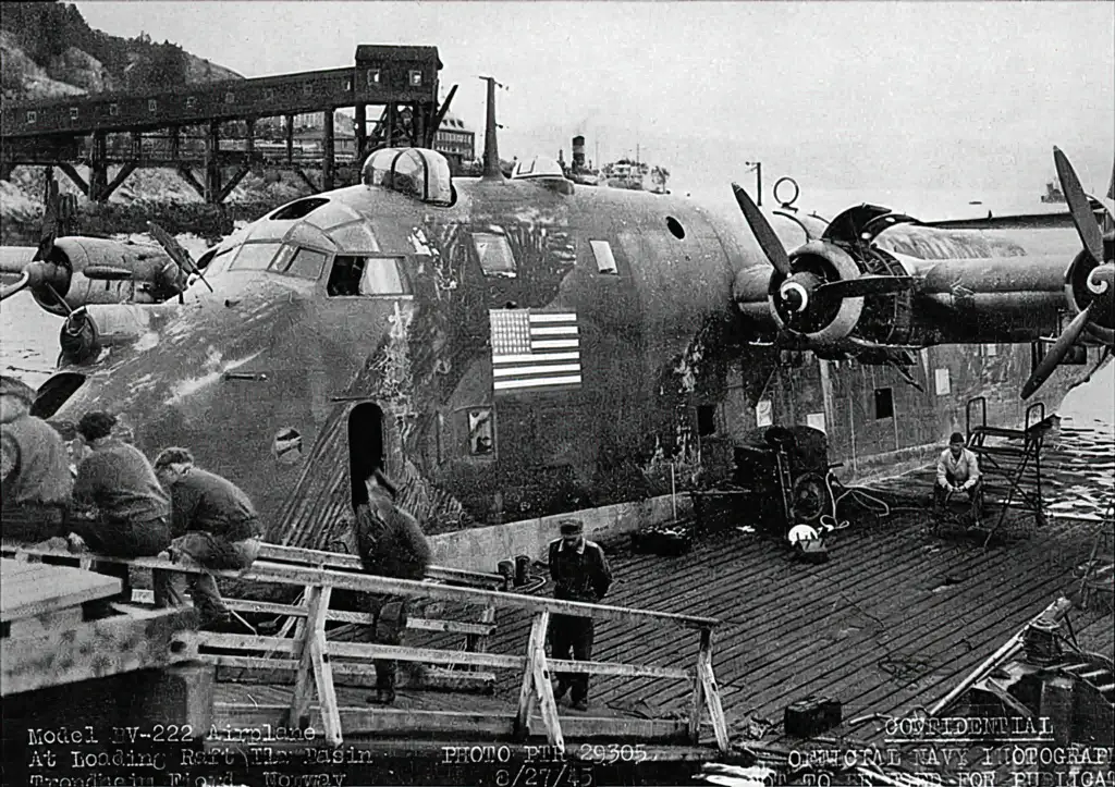 The BV-222-V2 with American flag in Ilsvika, Trondheim, 1945.Photo: Ukjent