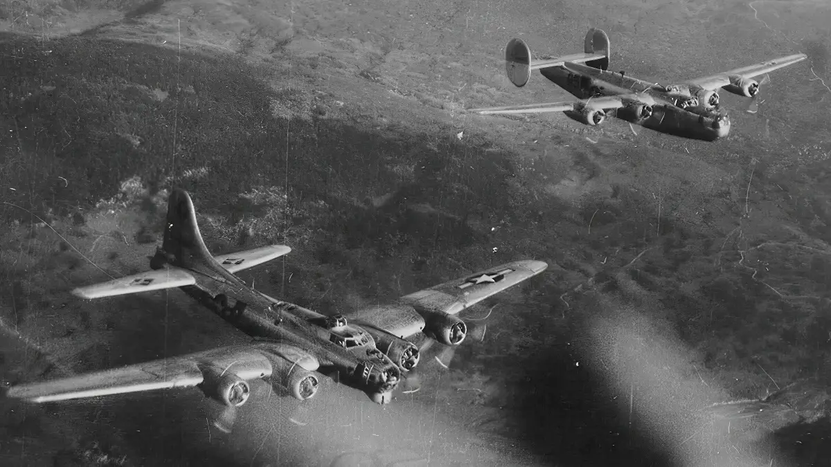 B-17 Flying Fortress & B-24 Liberator
